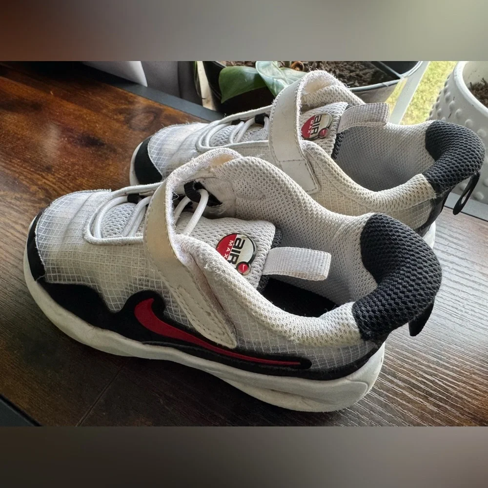 Nike Kids White and Black Sneakers with Red Swoosh
